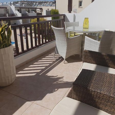 Stunning Apartment C106 With Balcony Looking Over Pool بييا المظهر الخارجي الصورة