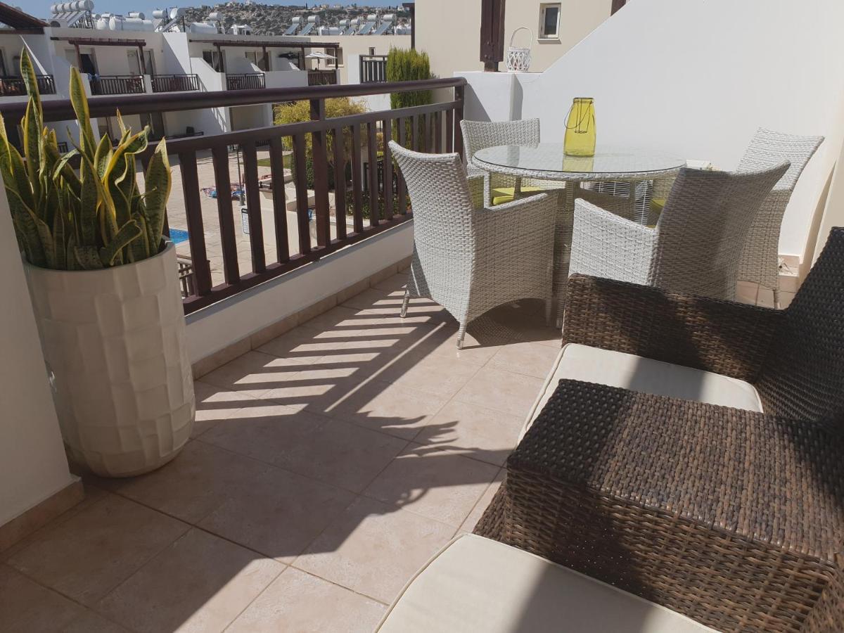 Stunning Apartment C106 With Balcony Looking Over Pool بييا المظهر الخارجي الصورة